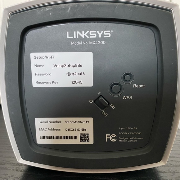 Linksys Velop MX4200 AX4200 Tri-Band Wi-Fi 6 Mesh (3-Pack) and Power Adapters - Picture 6 of 12